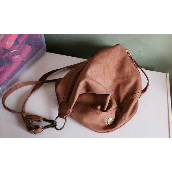 Fiorelli Crossbody Pebbled Texture Bag/Backpack - Picture 3 of 8